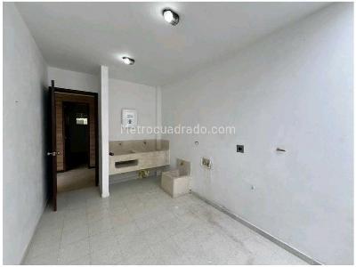 Casa de 5 alcobas en venta en El Escobero, Envigado · foto 14 de 18