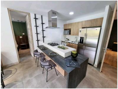 Apartamento de 2 alcobas en venta en El Poblado, Medellín, 87 m² · foto 3 de 16