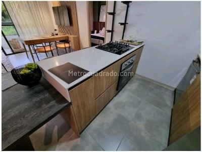 Apartamento de 2 alcobas en venta en El Poblado, Medellín, 87 m² · foto 9 de 16