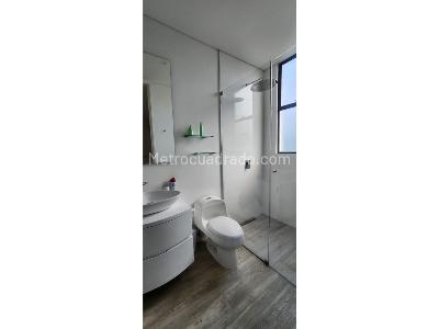Casa de 5 alcobas en venta en Llano Grande, Rionegro, 1441 m² · foto 12 de 20