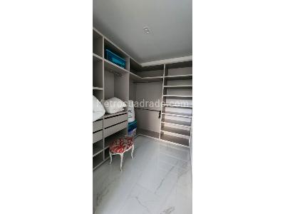 Casa de 5 alcobas en venta en Llano Grande, Rionegro, 1441 m² · foto 15 de 20