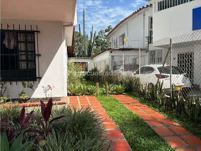 Casa de 4 alcobas en venta en Poblado Aguacatala, Medellín · foto 4 de 20