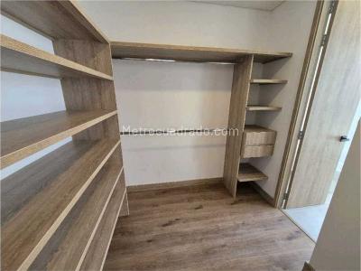 Apartamento de 3 alcobas en venta en El Poblado Castropol, Medellín, 192 m² · foto 11 de 20