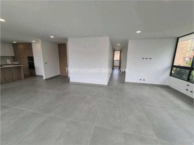 Apartamento de 3 alcobas en venta en El Poblado Castropol, Medellín, 192 m² · foto 14 de 20