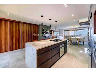 Apartamento de 3 alcobas en venta en El Poblado, Medellín, 189 m² · foto 13 de 15