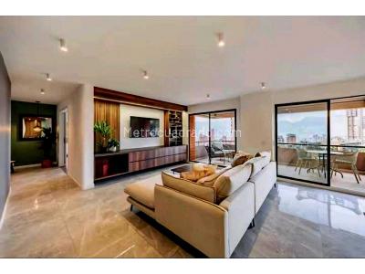 Apartamento de 3 alcobas en venta en El Poblado, Medellín, 189 m² · foto 6 de 15