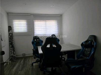 Casa de 4 alcobas en venta en El Poblado, Medellín, 919 m² · foto 12 de 20