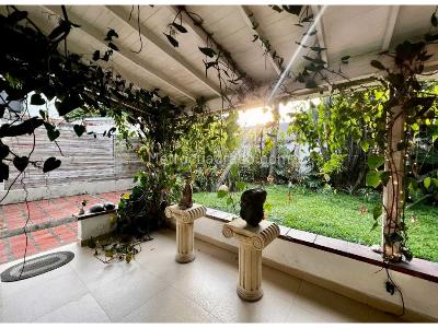 Casa de 5 alcobas en venta en Poblado Aguacatala, Medellín, 490 m² · foto 12 de 12