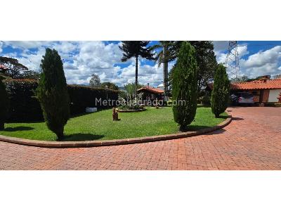 Casa de 4 alcobas en venta en Llano Grande, Rionegro · foto 4 de 20
