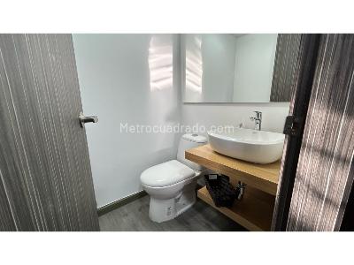 Apartamento de 3 alcobas en venta en El Poblado Castropol, Medellín, 143 m² · foto 10 de 20