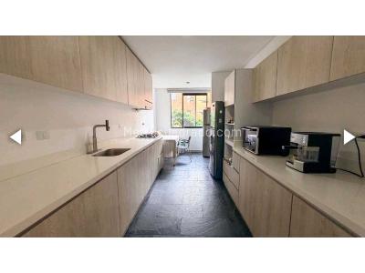 Apartamento de 3 alcobas en venta en Envigado, Medellín, 179 m² · foto 13 de 14