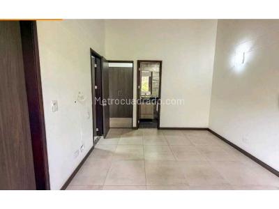 Casa de 3 alcobas en venta en Envigado, Medellín, 314 m² · foto 17 de 20