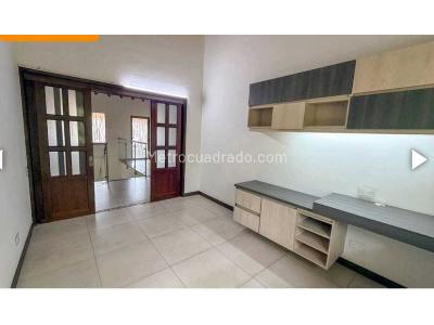 Casa de 3 alcobas en venta en Envigado, Medellín, 314 m² · foto 18 de 20