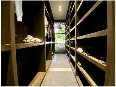 Apartamento de 3 alcobas en venta en El Poblado Provenza, Medellín, 285 m² · foto 15 de 20