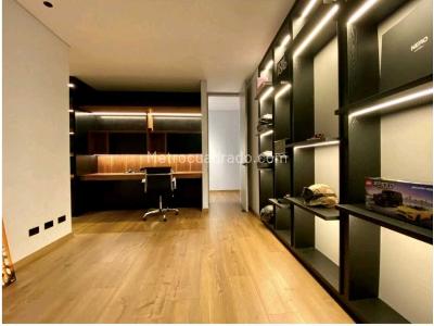 Apartamento de 3 alcobas en venta en El Poblado Provenza, Medellín, 285 m² · foto 17 de 20