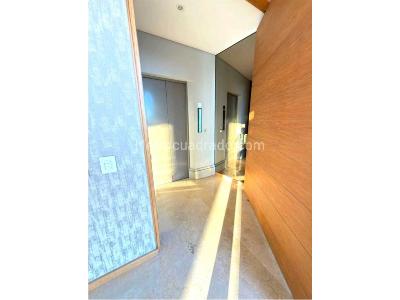 Apartamento de 3 alcobas en venta en Poblado Los Balsos, Medellín, 245 m² · foto 10 de 17