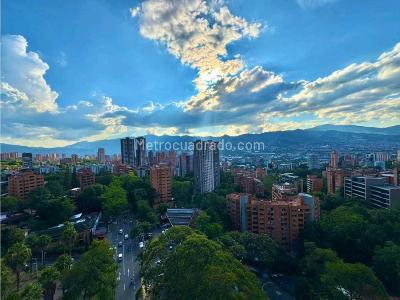Apartamento de 3 alcobas en venta en El Poblado, Medellín, 153 m² · foto 2 de 18