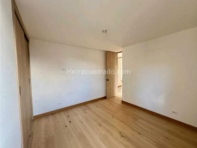 Apartamento de 3 alcobas en venta en El Poblado, Medellín, 153 m² · foto 10 de 18