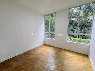 Apartamento de 3 alcobas en venta en Poblado Los Balsos, Medellín, 130 m² · foto 10 de 13