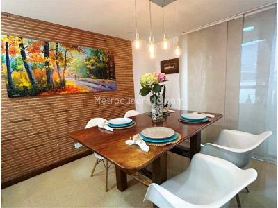 Apartamento de 3 alcobas en venta en El Poblado El Tesoro, Medellín, 134 m² · foto 2 de 18