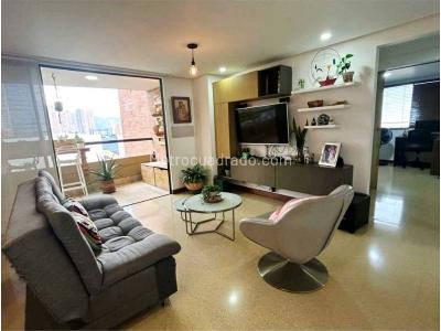 Apartamento de 3 alcobas en venta en El Poblado El Tesoro, Medellín, 134 m² · foto 5 de 18