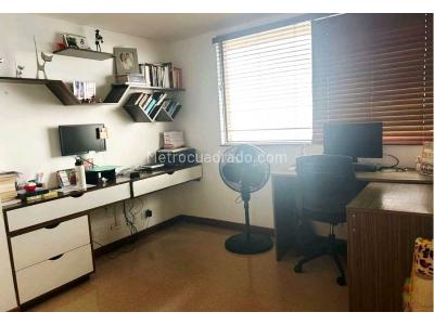 Apartamento de 3 alcobas en venta en El Poblado El Tesoro, Medellín, 134 m² · foto 8 de 18