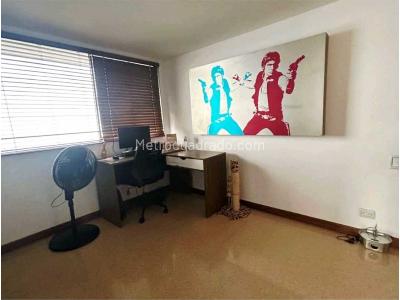 Apartamento de 3 alcobas en venta en El Poblado El Tesoro, Medellín, 134 m² · foto 9 de 18
