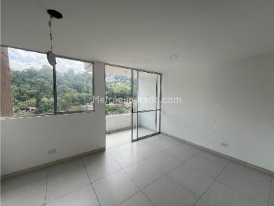 Apartamento en venta en El Poblado, Medellín · foto 5 de 20