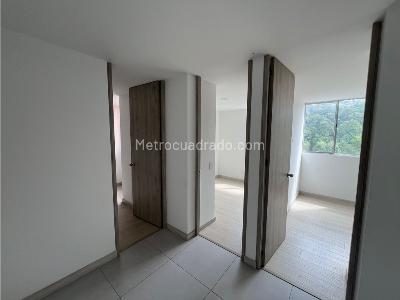 Apartamento en venta en El Poblado, Medellín · foto 10 de 20
