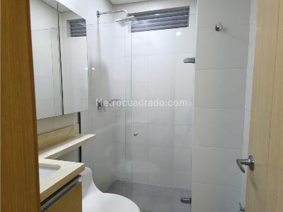 Apartamento de 3 alcobas en venta en Laureles Santa Teresita, Medellín, 105 m² · foto 18 de 20