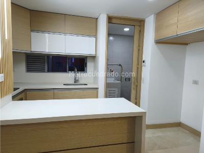Apartamento de 3 alcobas en venta en Laureles Santa Teresita, Medellín, 105 m² · foto 6 de 20