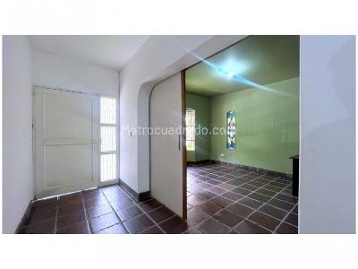 Casa de 5 alcobas en venta en El Poblado, Medellín, 680 m² · foto 5 de 20