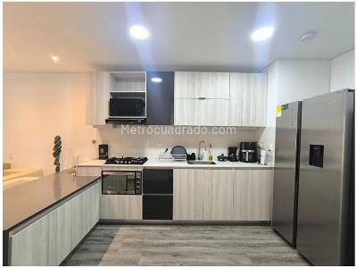 Apartamento en venta en El Poblado, Medellín · foto 16 de 17