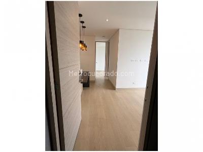 Apartamento de 2 alcobas en venta en El Poblado, Medellín, 61 m² · foto 4 de 12