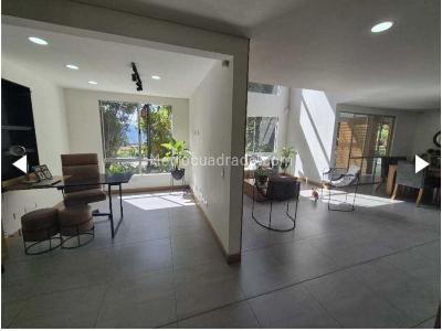 Casa de 3 alcobas en venta en El Poblado, Medellín, 620 m² · foto 19 de 20