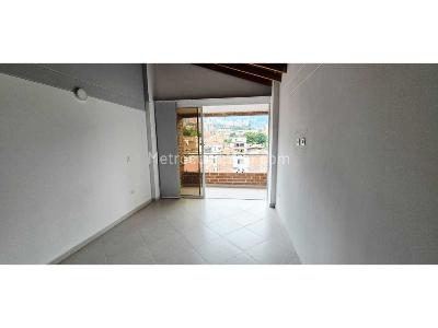 Apartamento de 3 alcobas en venta en La Magnolia, Envigado, 110 m² · foto 3 de 18