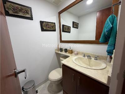 Apartamento de 3 alcobas en venta en El Poblado, Medellín, 156 m² · foto 17 de 20