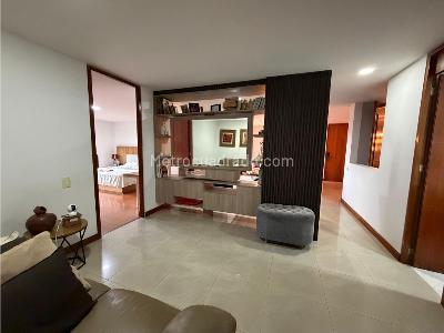Apartamento de 3 alcobas en venta en El Poblado, Medellín, 156 m² · foto 19 de 20