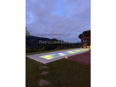 Casa de 5 alcobas en venta en El Poblado, Medellín, 480 m² · foto 11 de 12