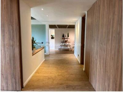 Apartamento de 3 alcobas en venta en Poblado El Campestre, Medellín, 262 m² · foto 14 de 18