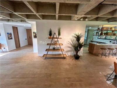 Apartamento de 3 alcobas en venta en Poblado El Campestre, Medellín, 262 m² · foto 7 de 18