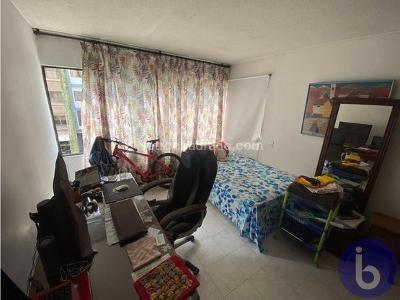 Apartamento de 3 alcobas en venta en Versalles, Cali, 152 m² · foto 3 de 9