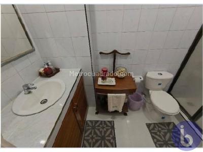 Apartamento de 3 alcobas en venta en El Limonar, Cali, 58 m² · foto 9 de 14