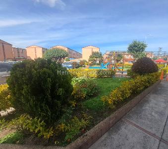 Casa en venta en El Trebol Mosquera, Mosquera · foto 2 de 20