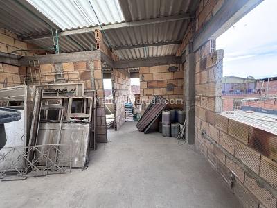 Casa de 5 alcobas en venta en Santa Paz, Bogotá, 621 m² · foto 18 de 20