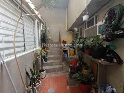 Casa de 5 alcobas en venta en Lijaca, Bogotá, 469 m² · foto 12 de 20
