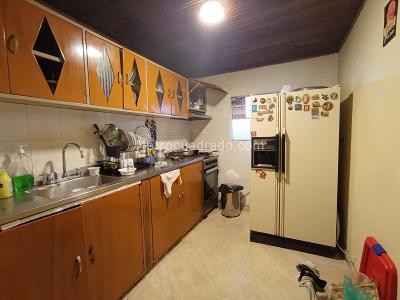 Casa de 5 alcobas en venta en Lijaca, Bogotá, 469 m² · foto 17 de 20