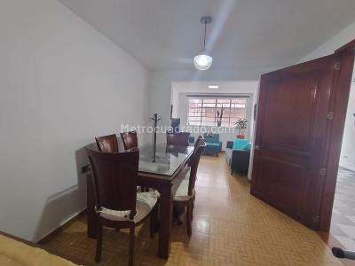 Casa de 5 alcobas en venta en San Fernando, Bogotá, 198 m² · foto 3 de 20