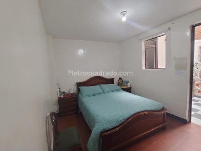 Casa de 5 alcobas en venta en San Fernando, Bogotá, 198 m² · foto 8 de 20