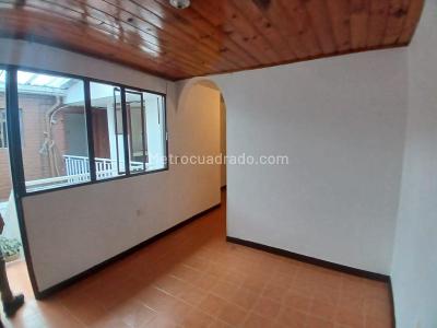 Casa de 5 alcobas en venta en San Fernando, Bogotá, 198 m² · foto 13 de 20